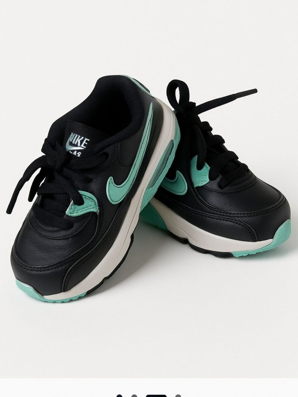 Nike Air Max Black and Green Sneakers Kids Size 8C